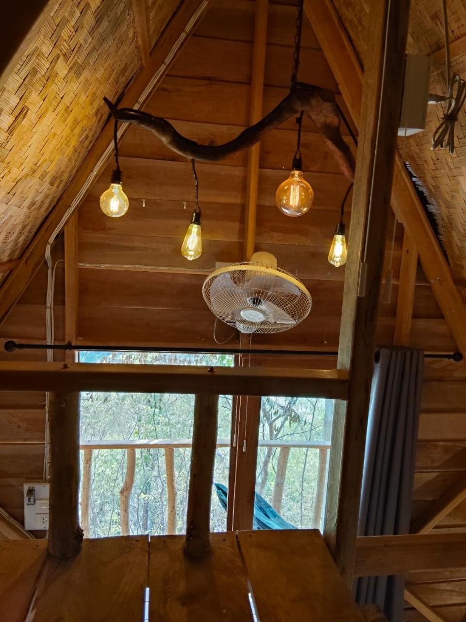 Fandee Island Treehouses & Ziplines - Tad Lo, Bolaven Loop Pakse Ban Kiangtat Ngoại thất bức ảnh